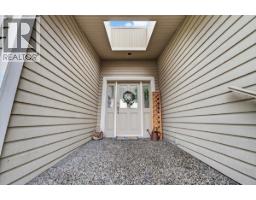 1841 Walnut Crescent, Coquitlam, BC V3J7S9 Photo 7