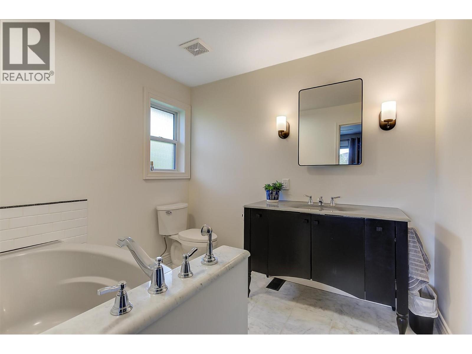  2511 Quail Lane, Kelowna