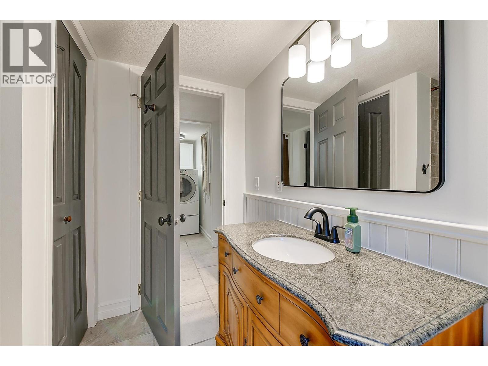  2511 Quail Lane, Kelowna