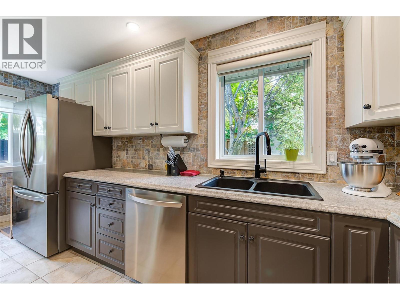  2511 Quail Lane, Kelowna