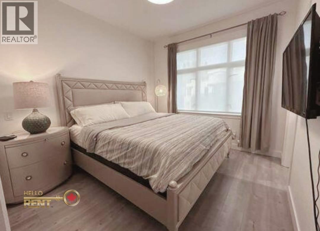 245 2039 GLENAIRE DRIVE, North Vancouver