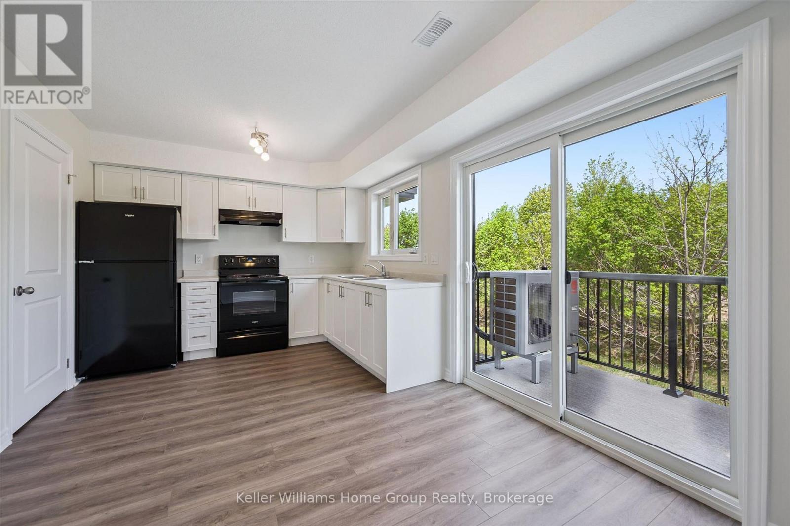 #1 465 GARAFRAXA STREET W - 9