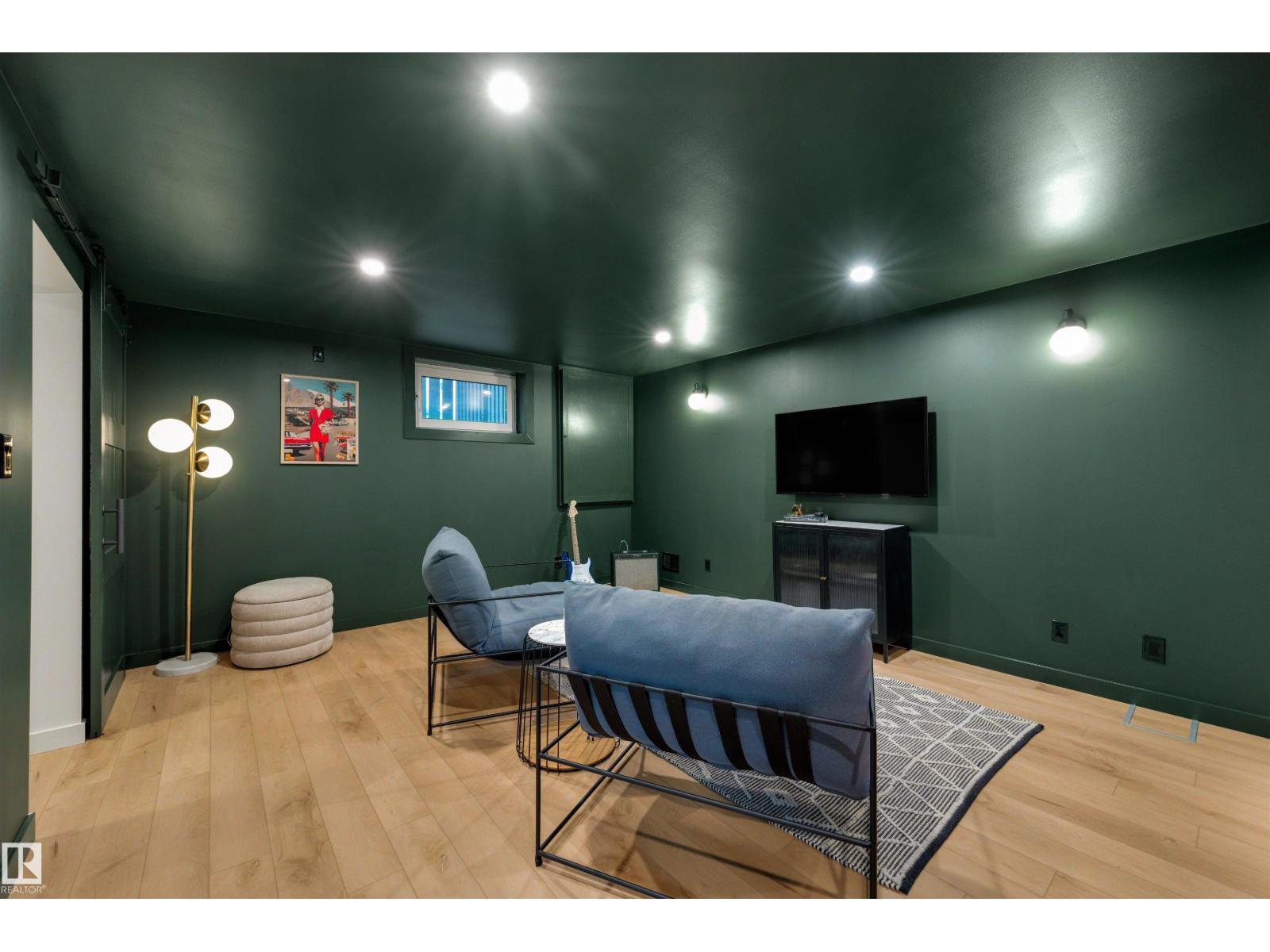 59 BEACON CR — photo 36