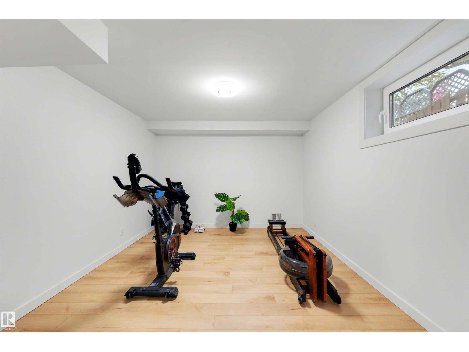 59 BEACON CR — photo 37