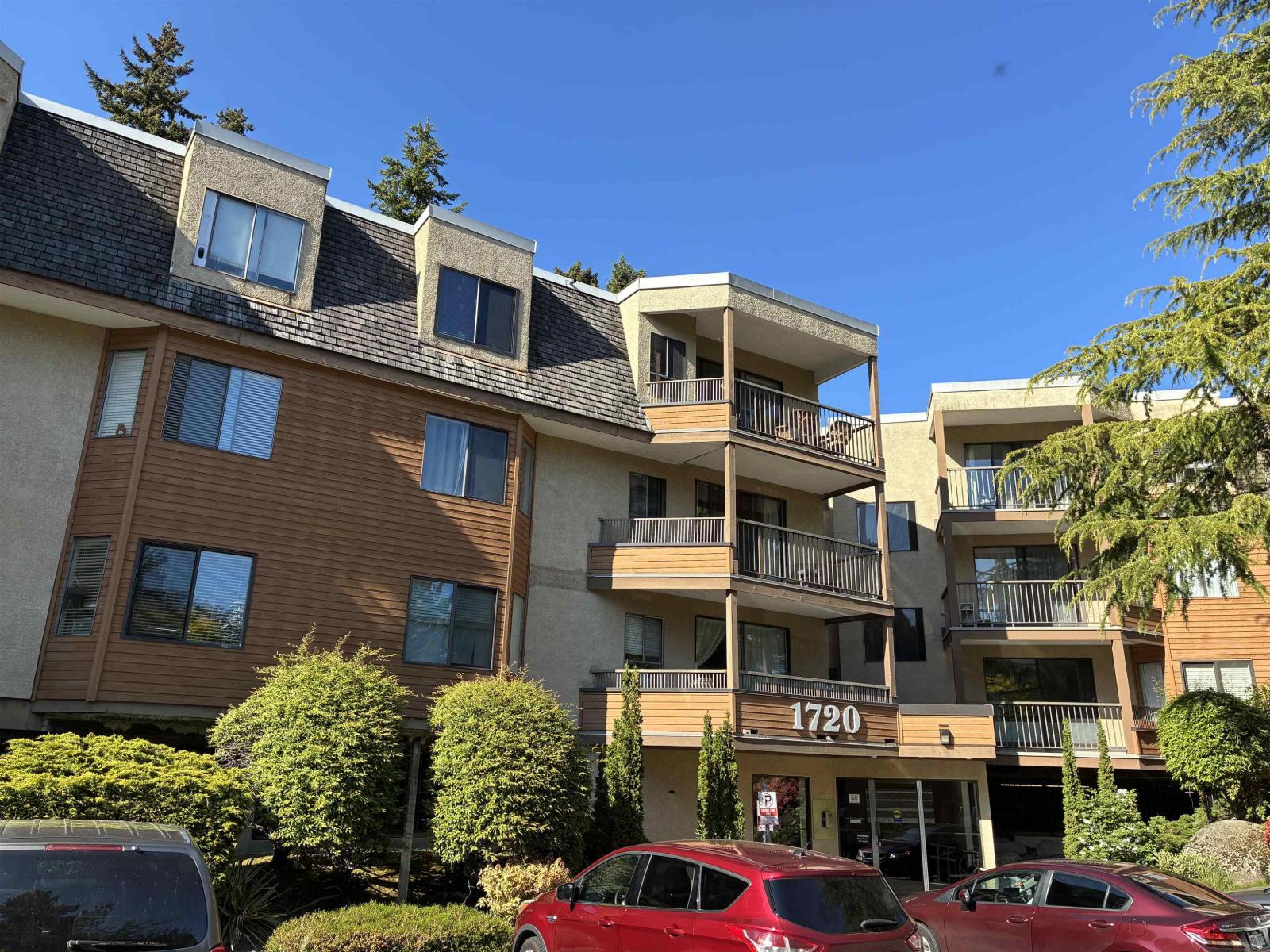 308 1720 SOUTHMERE CRESCENT, Surrey