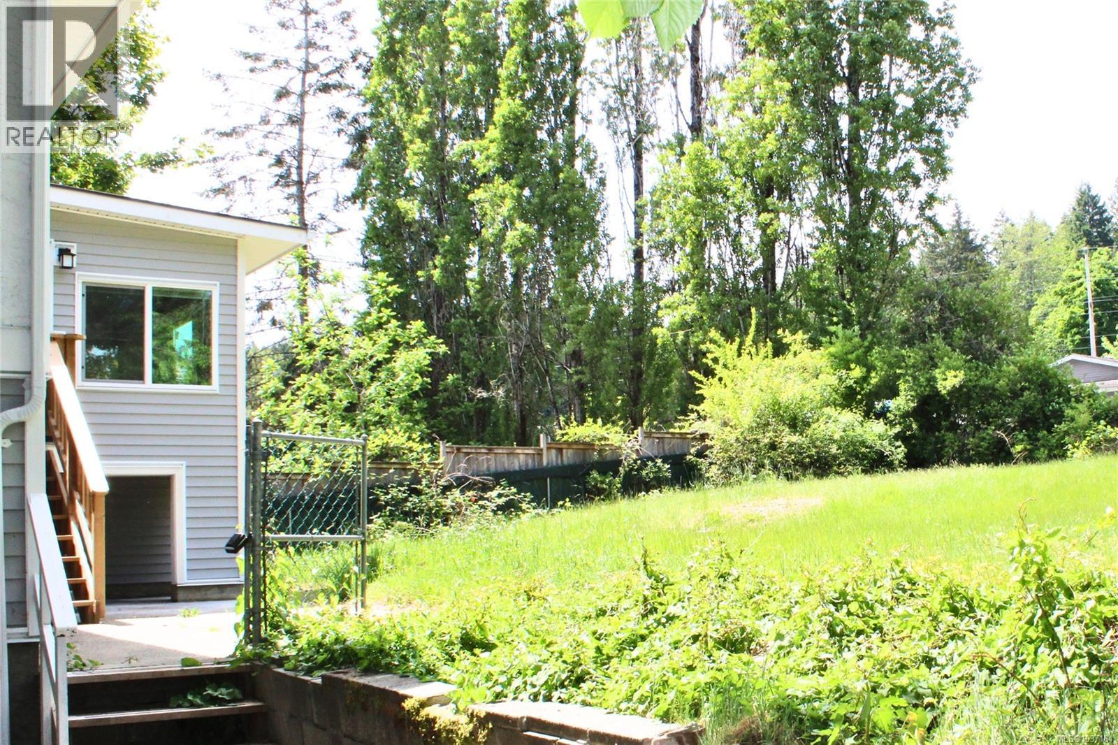 1965 Stannard Dr, Nanaimo