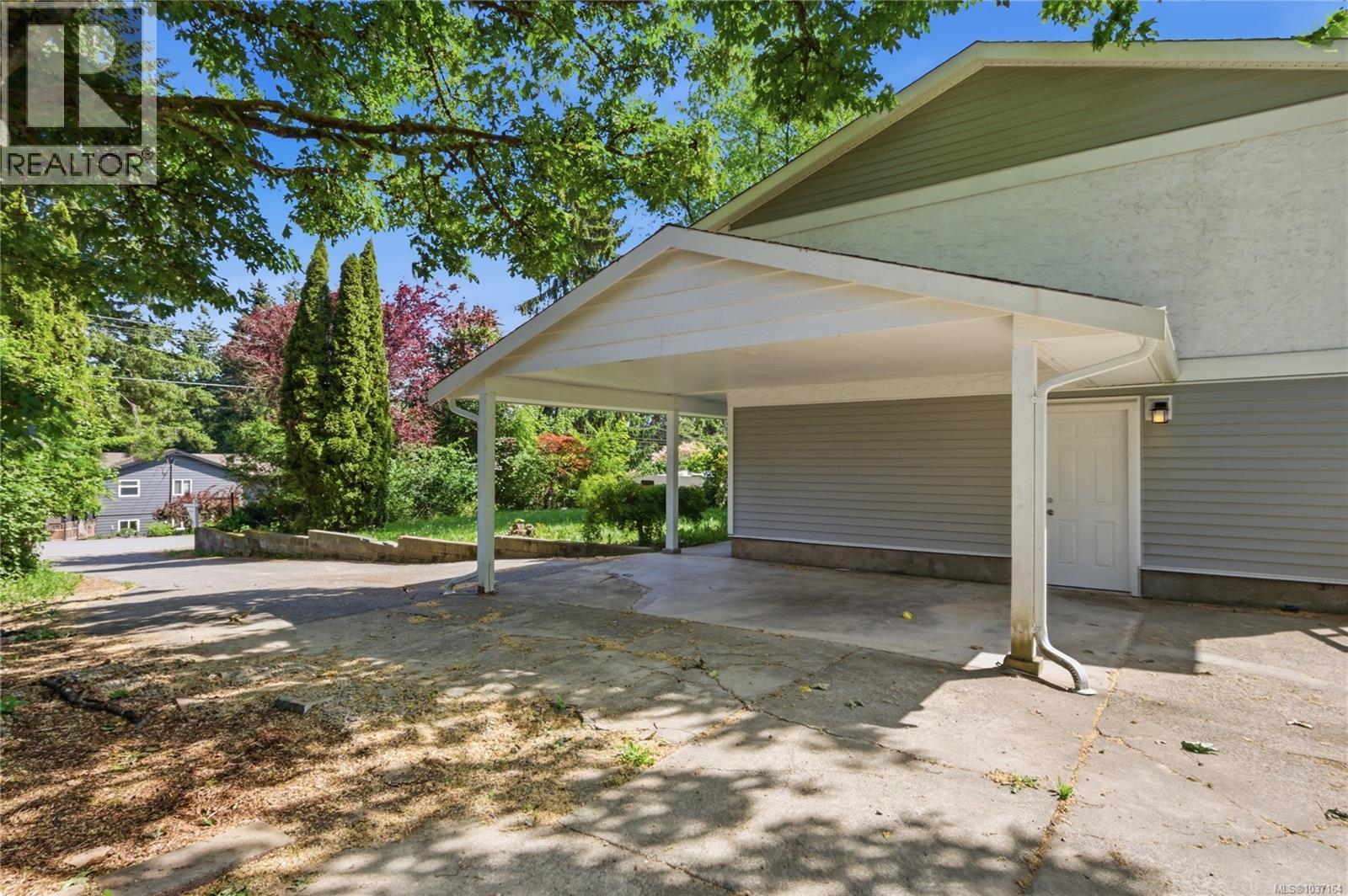 1965 Stannard Dr, Nanaimo