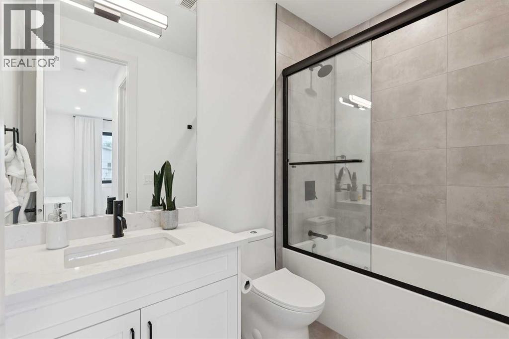3728 5 Avenue SW - 30