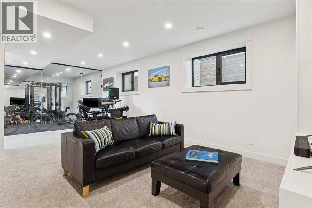 3728 5 Avenue SW - 35
