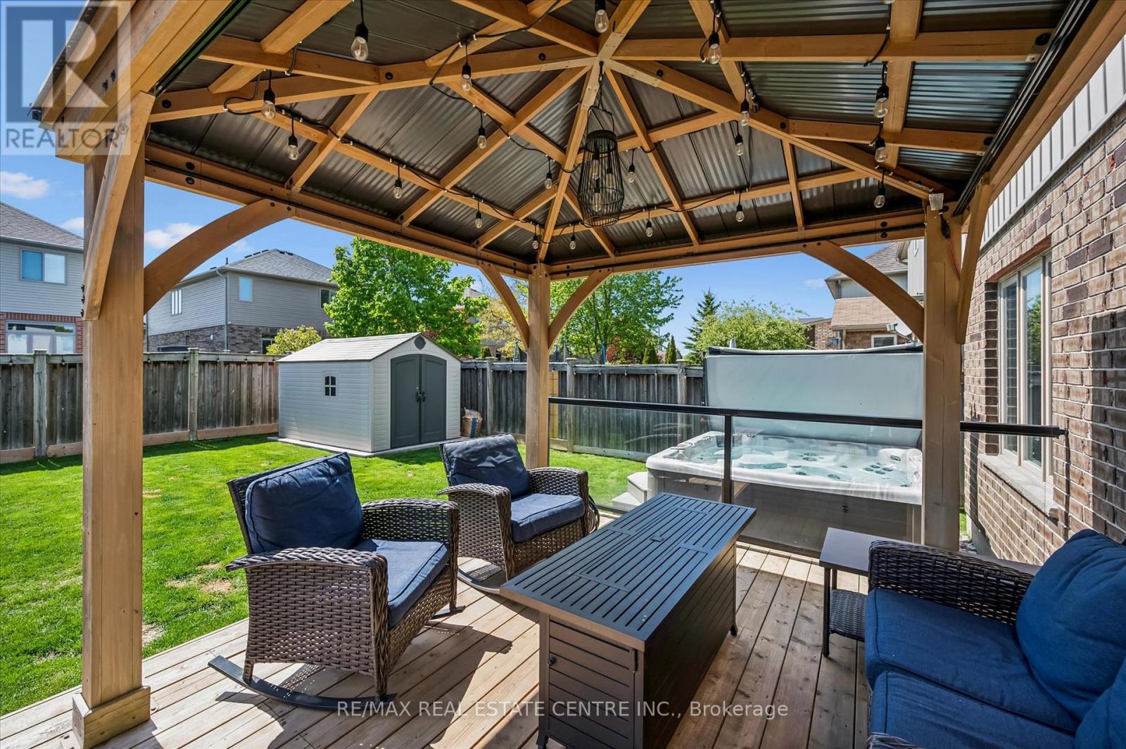 114 ISAAC SHANTZ DRIVE - 23