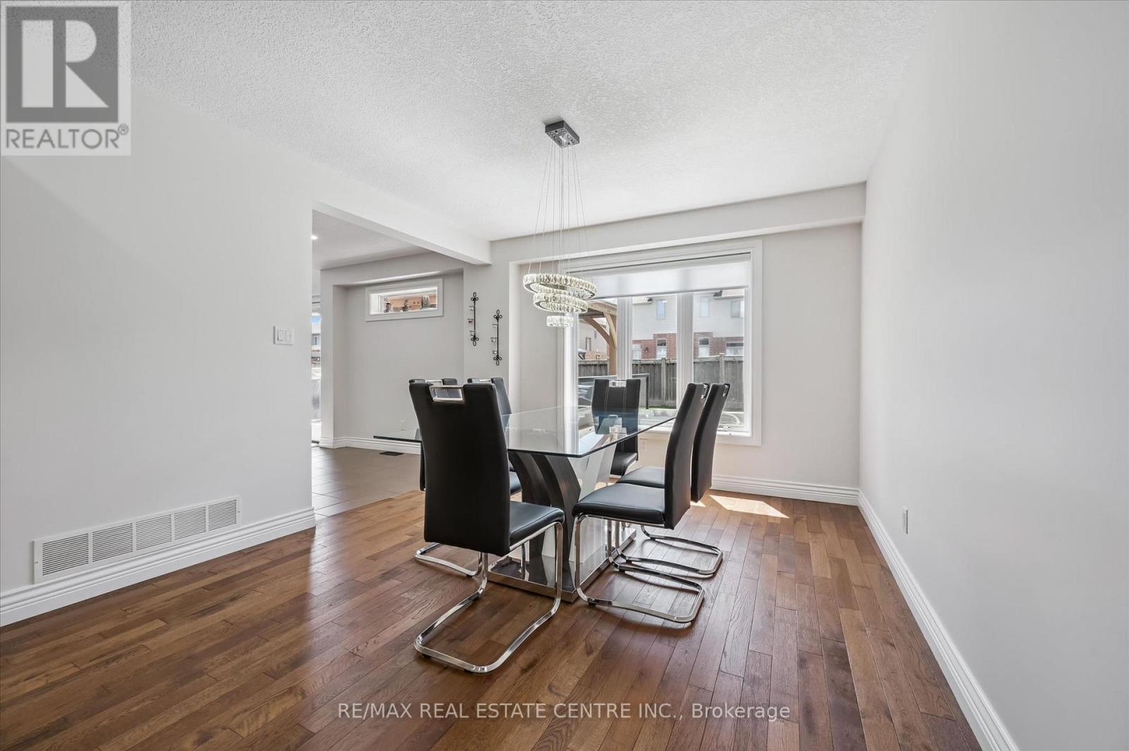 114 ISAAC SHANTZ DRIVE - 5