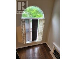 Family room - 20 Remembrance Crescent, Ottawa, ON K1G6N4 Photo 10
