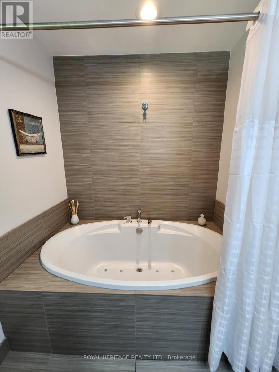 2434 WALLBRIDGE LOYALIST ROAD - 12