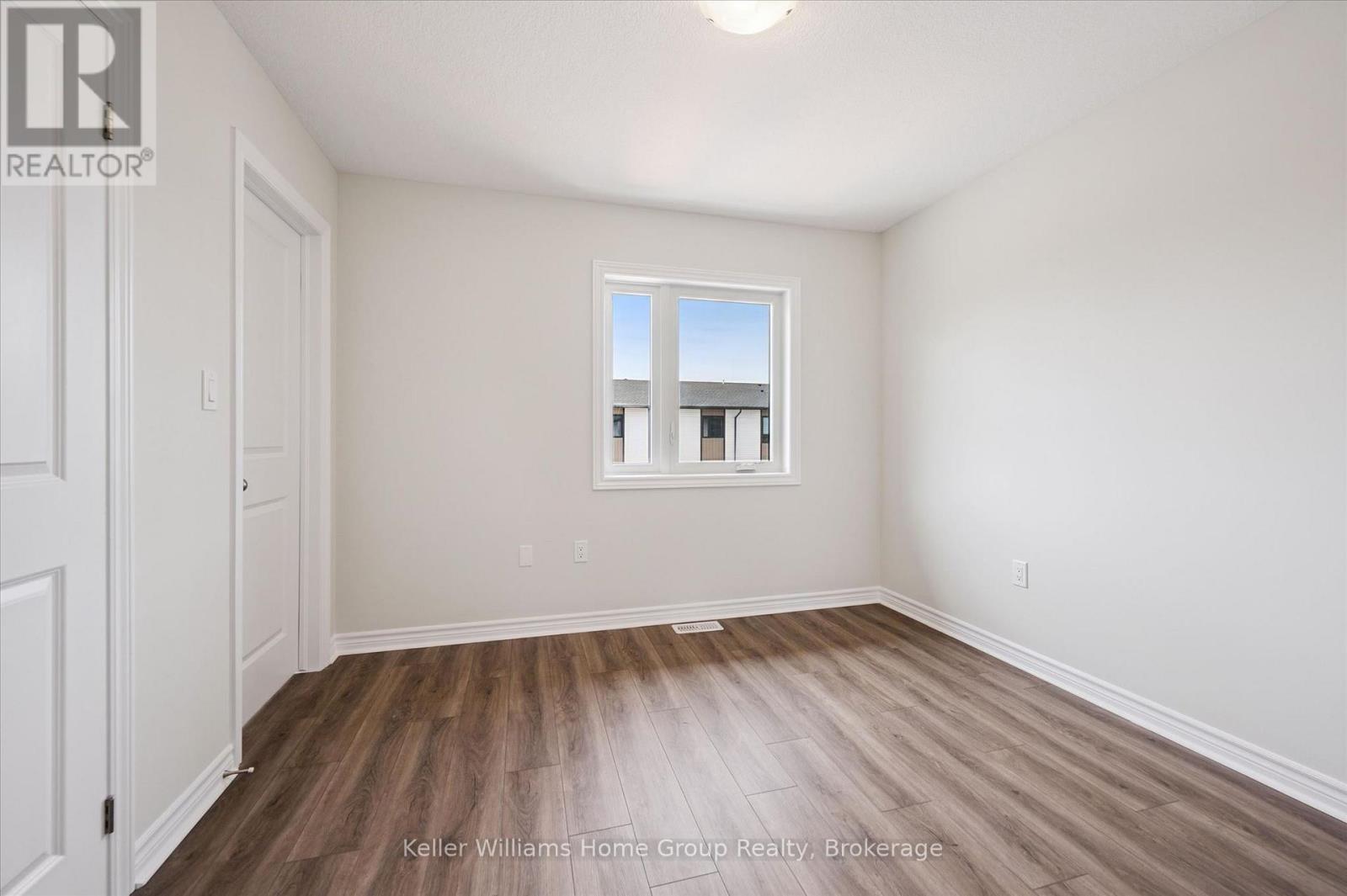 #1 465 GARAFRAXA STREET W - 25