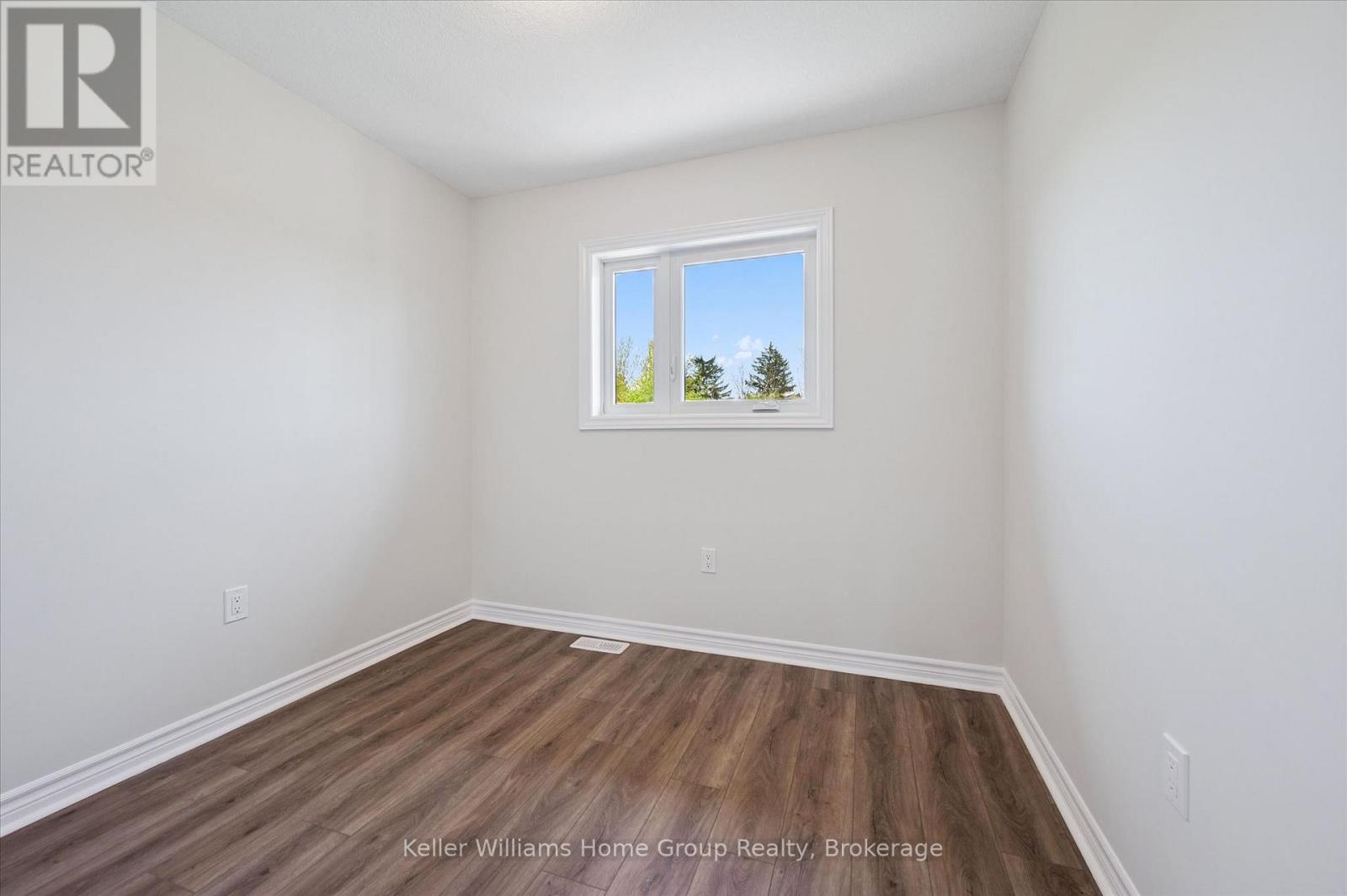 #1 465 GARAFRAXA STREET W - 21