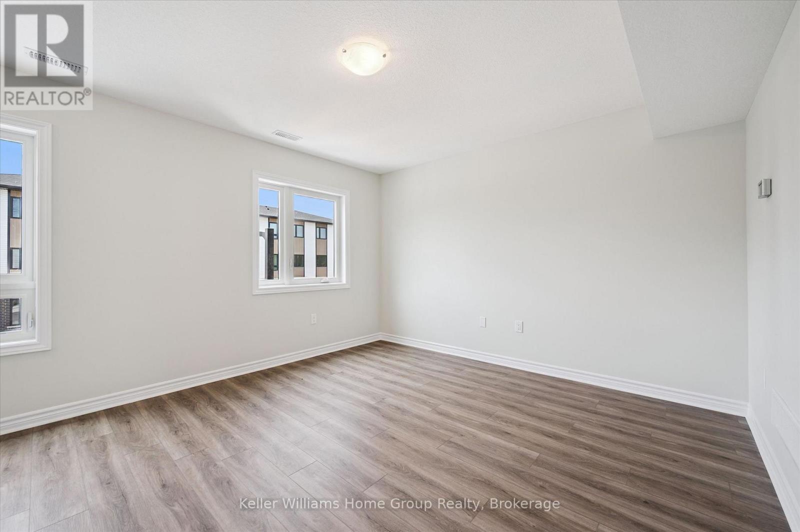 #1 465 GARAFRAXA STREET W - 16