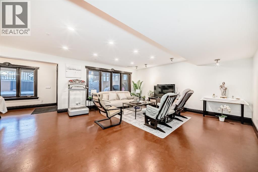 1840 Westmount Boulevard NW - 41