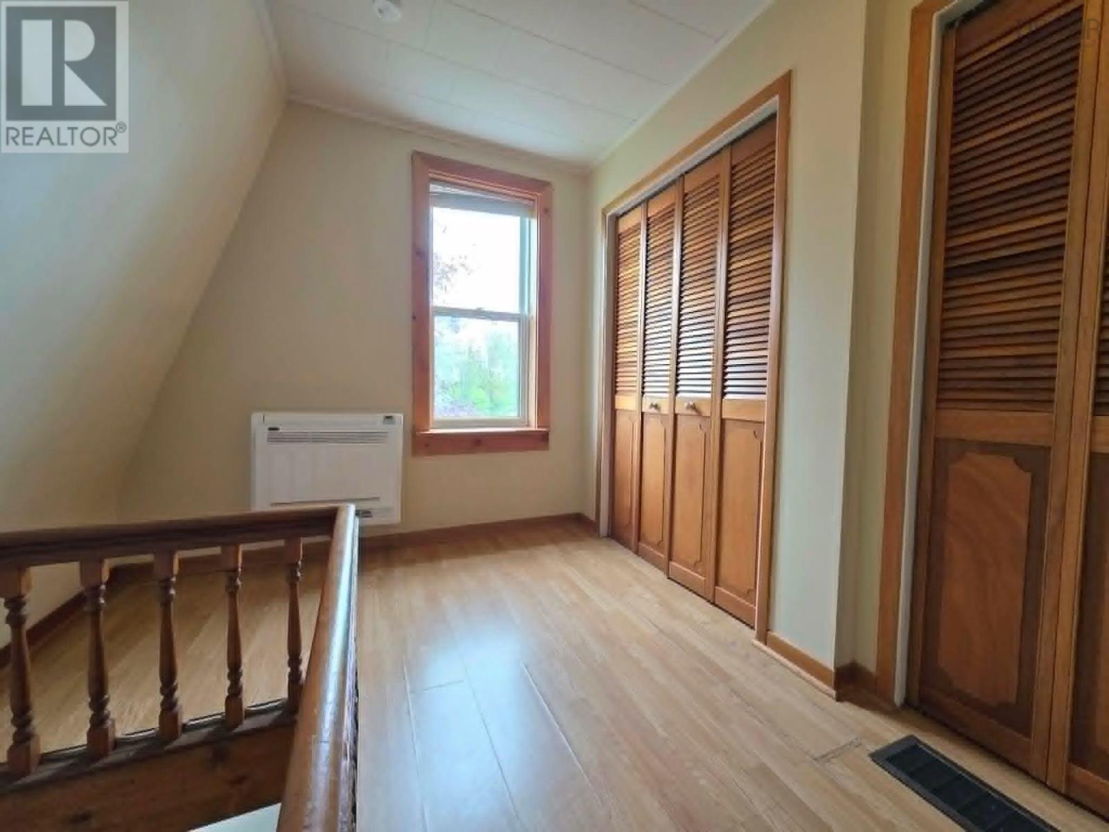 12 Yorke Street - 28