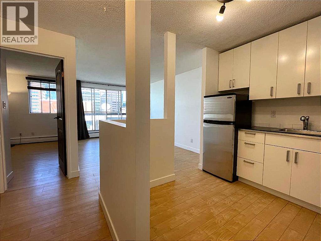 #808 340 14 Avenue SW - Image 2