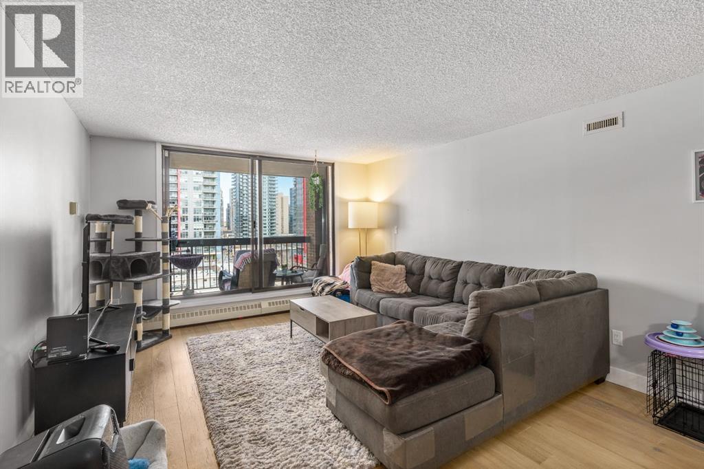 #940 1001 13 Avenue SW - 10