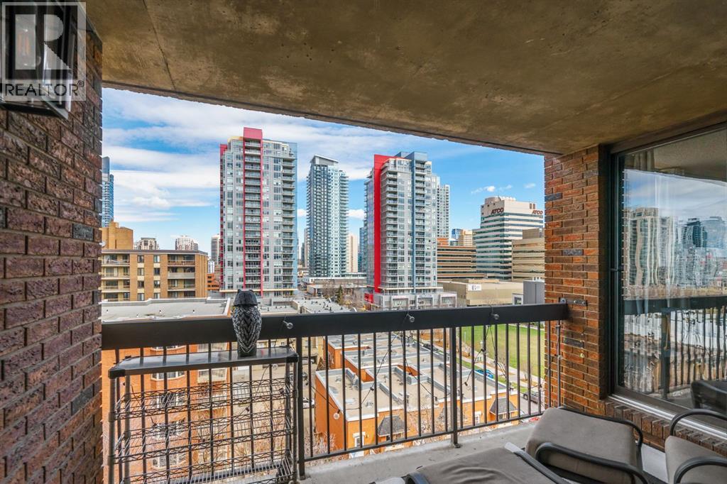 #940 1001 13 Avenue SW - 21