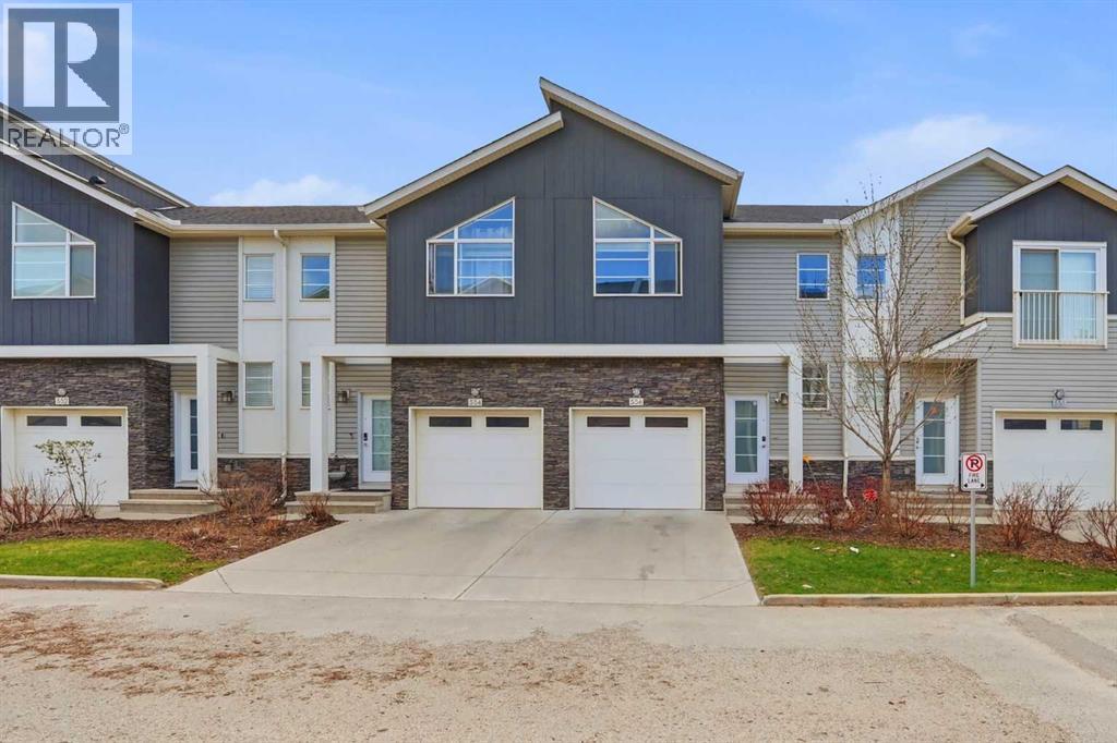 556 Redstone View NE - 4