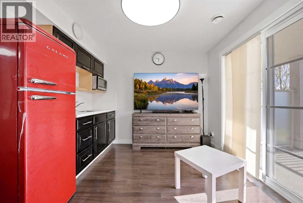 556 Redstone View NE - 39