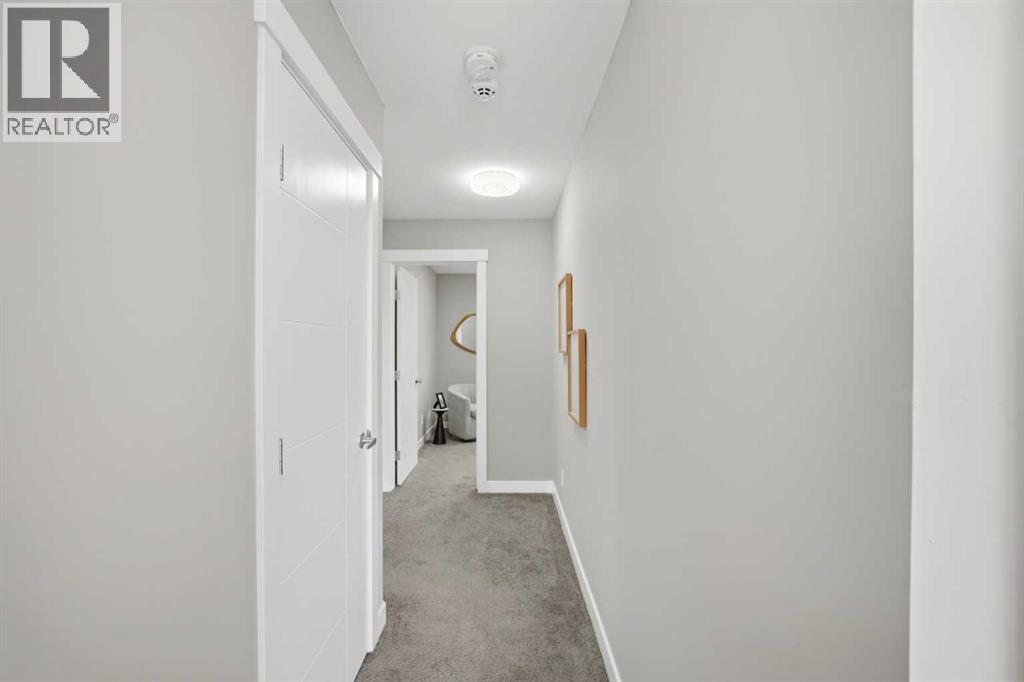 556 Redstone View NE - 34
