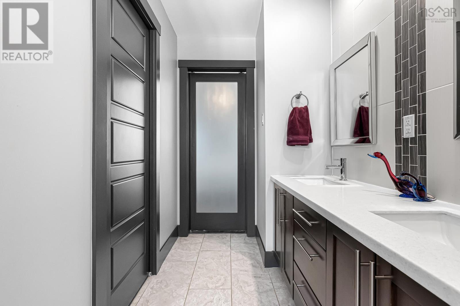 266 Kernwood Drive - 17