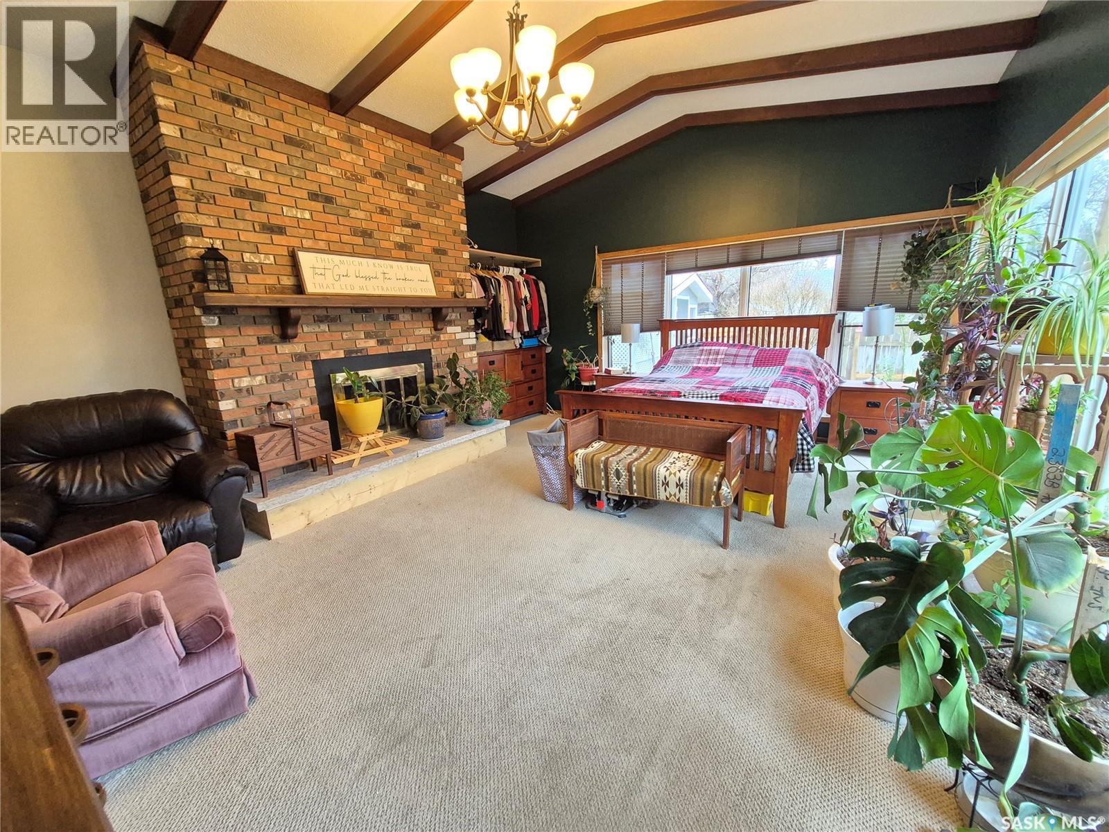 451 Woodlawn CRESCENT - 18