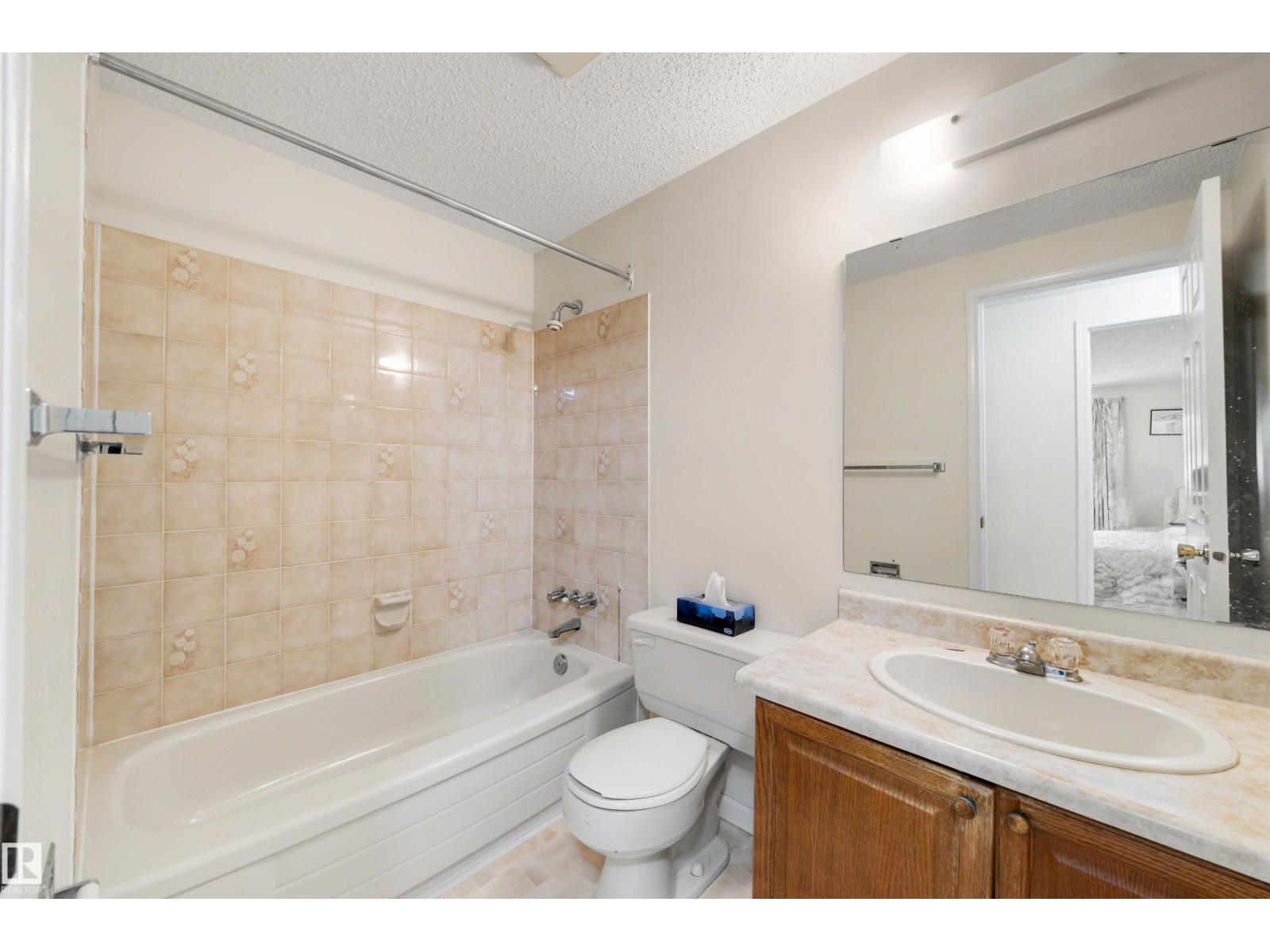 17946 57 AV NW — photo 17