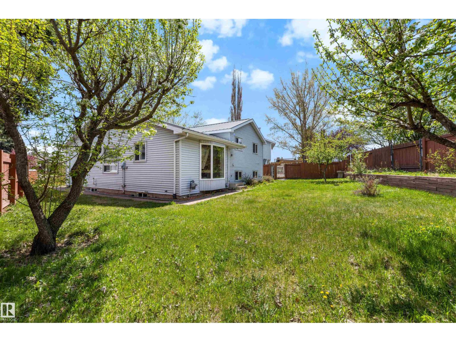17946 57 AV NW — photo 25