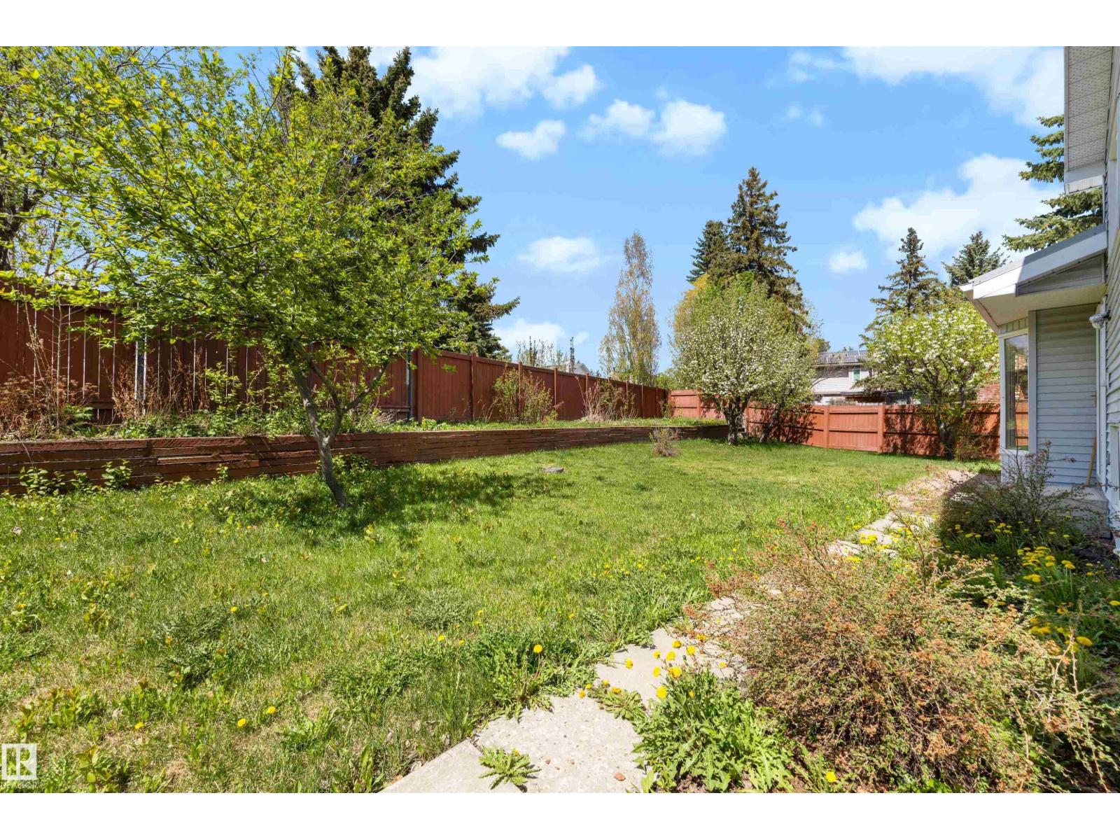 17946 57 AV NW — photo 27