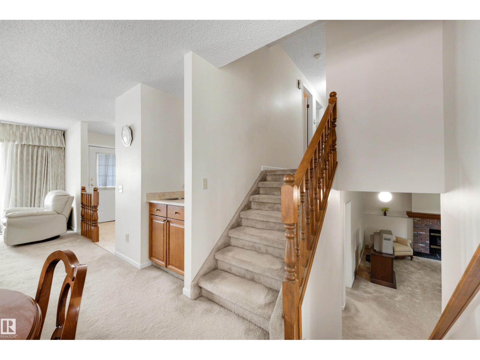 17946 57 AV NW — photo 8