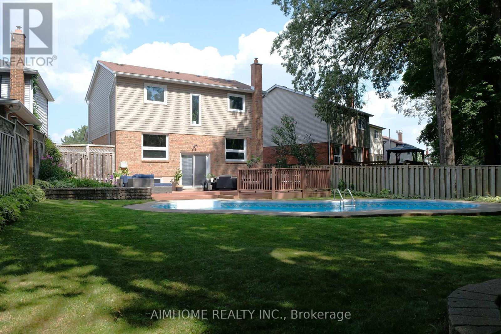 108 FLORIBUNDA CRESCENT - Image 3