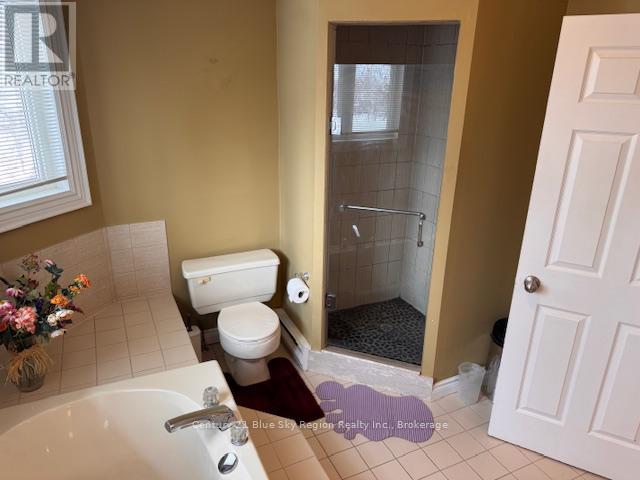 29 ROBINHOOD COURT - 14