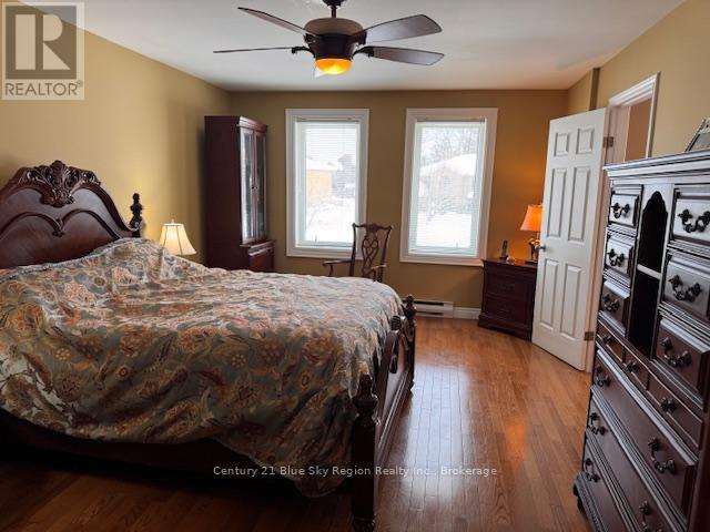 29 ROBINHOOD COURT - 15
