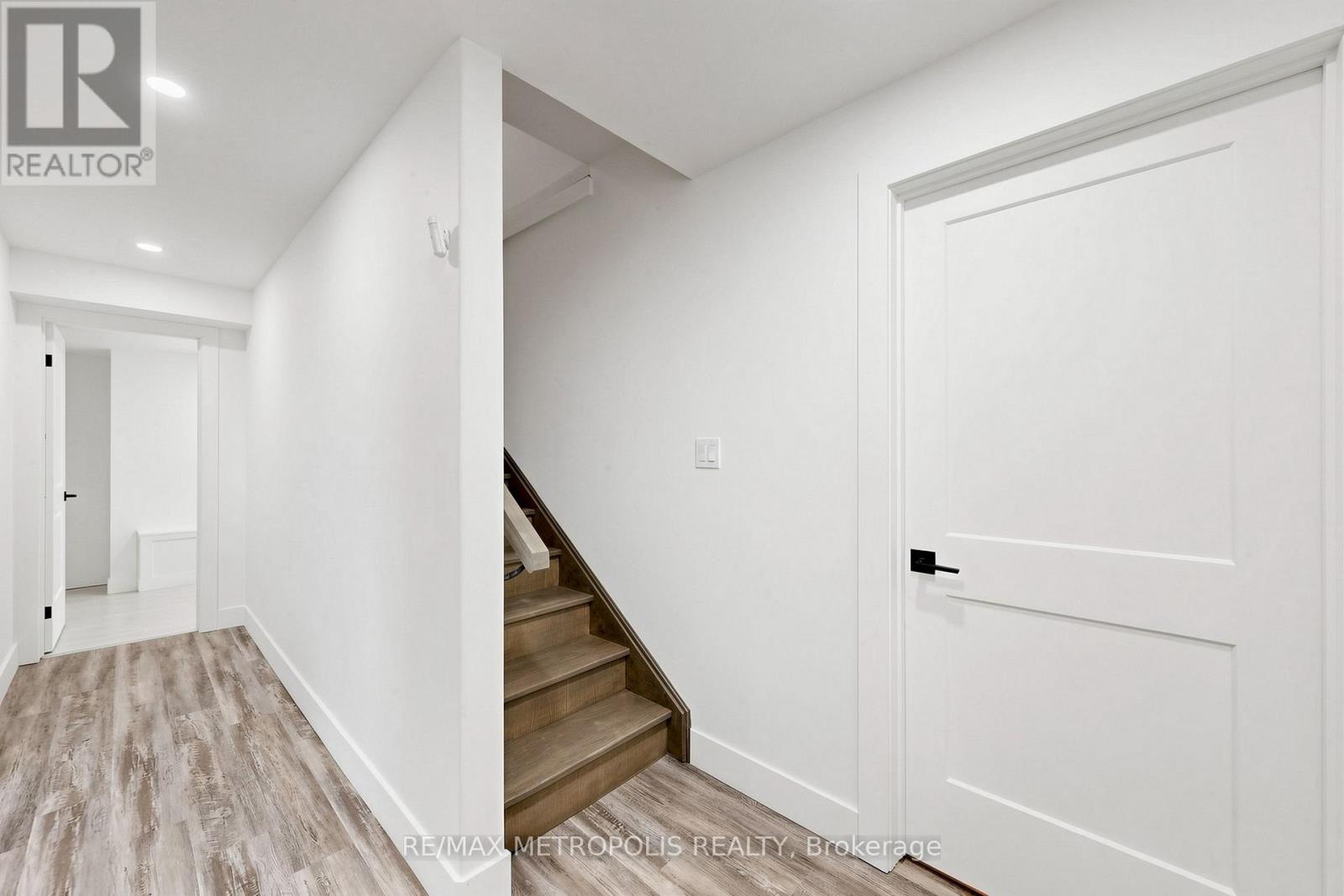 604 CHELTON ROAD - 34