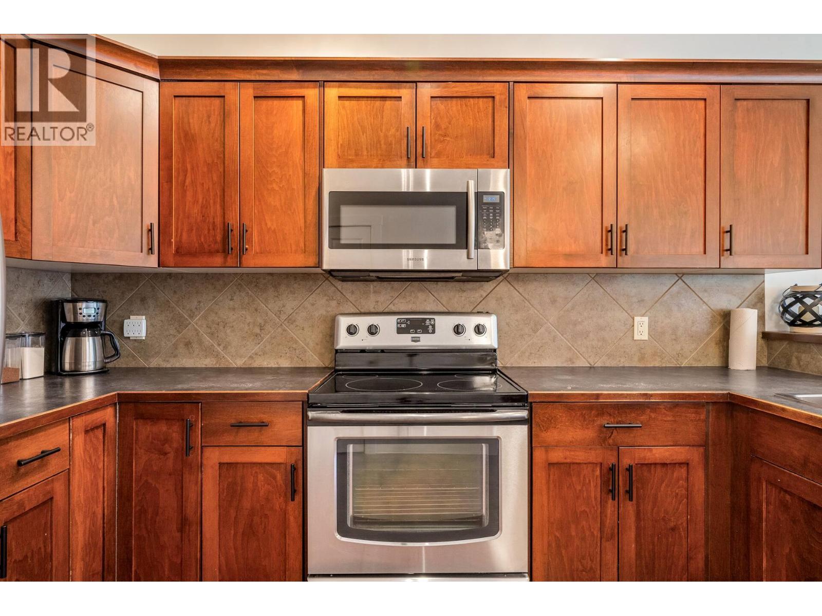 #202 7307 PROSPECTOR Avenue - 10