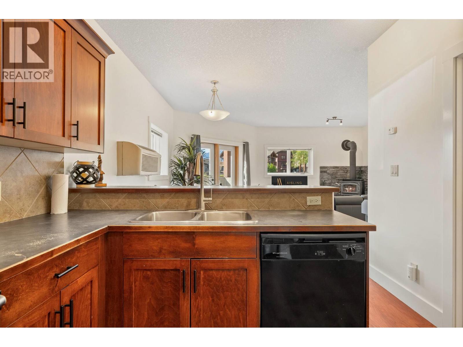 #202 7307 PROSPECTOR Avenue - 12