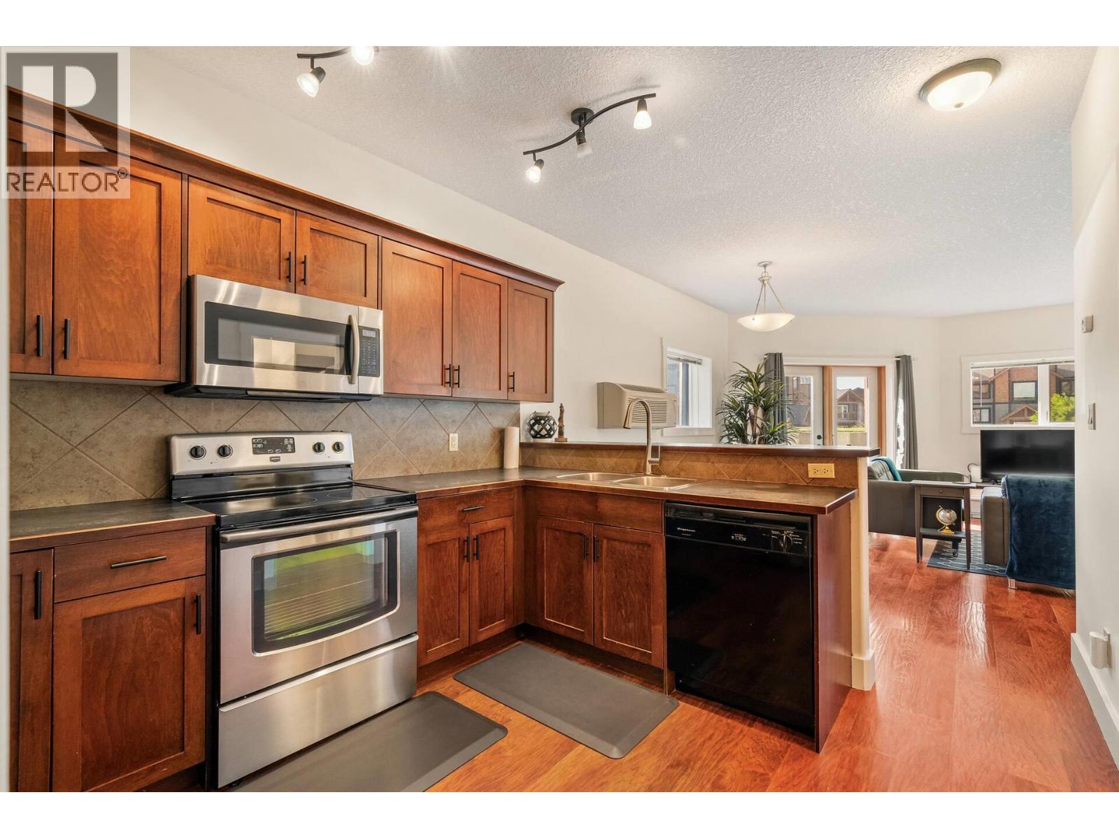 #202 7307 PROSPECTOR Avenue - 14