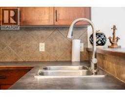 7307 Prospector Avenue Unit# 202, Radium Hot Springs, BC V0A1M0 Photo 11