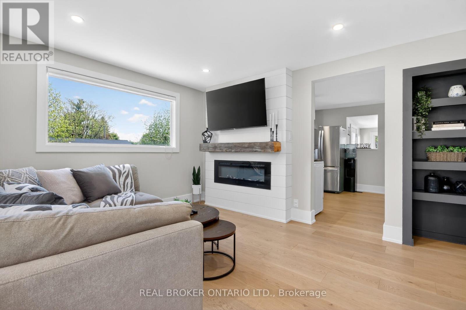 5626 OWEN STREET - 8