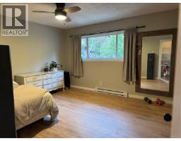 Bedroom - 413 Cedar Cres, Gold River, BC V0P1G0 Photo 12
