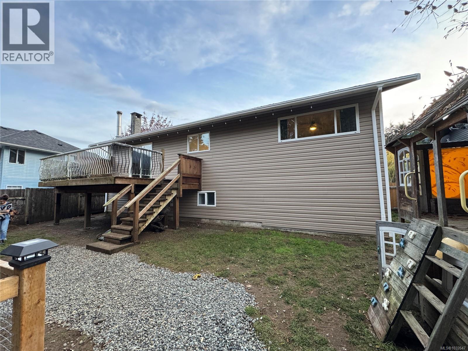 413 Cedar Cres - 23