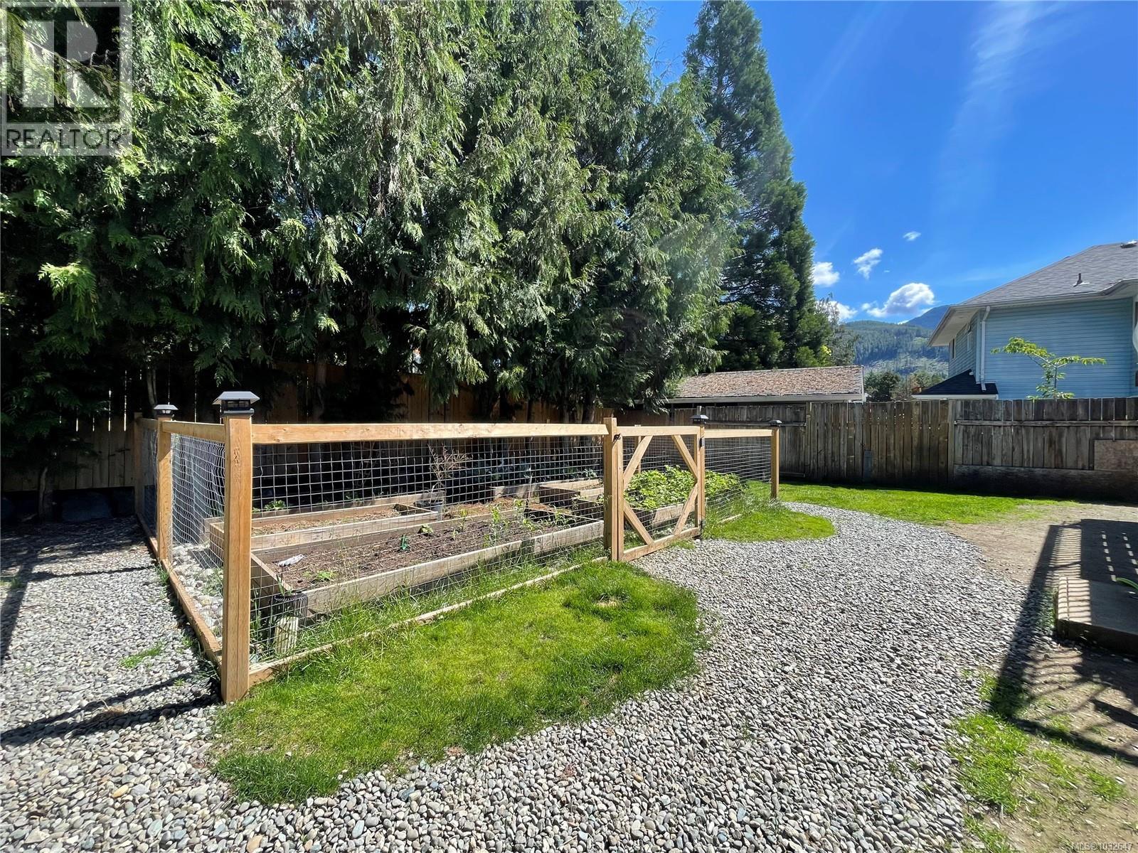 413 Cedar Cres, Gold River