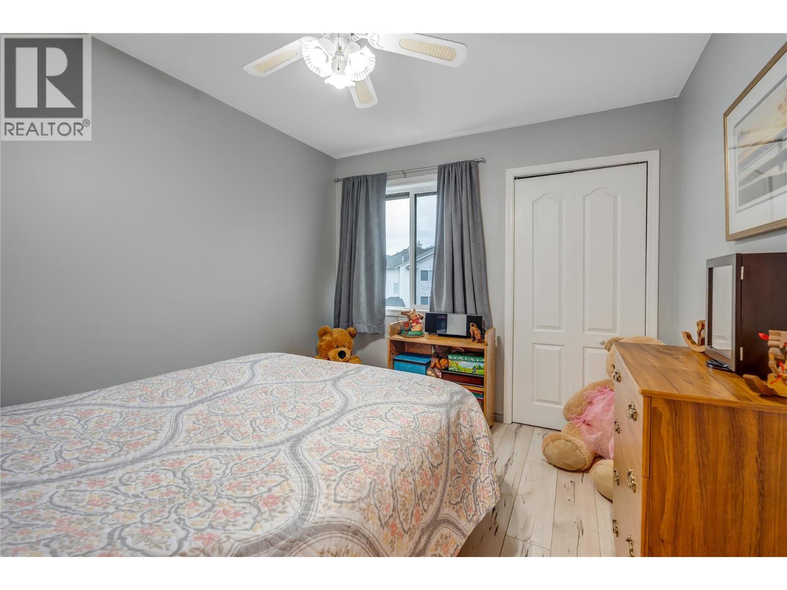 #158 3153 Paris Street - 17