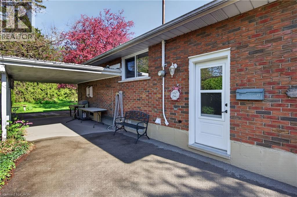 34 HELEN Street - 26