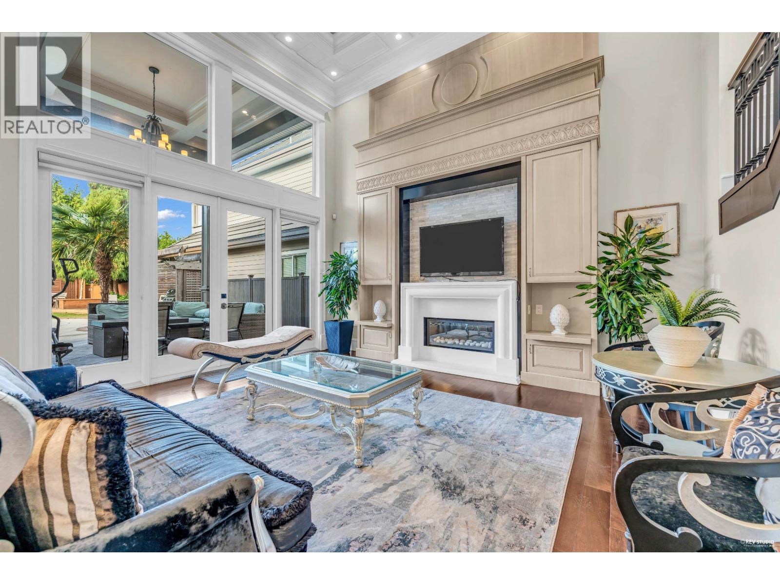 6851 MAYFLOWER Drive, Richmond