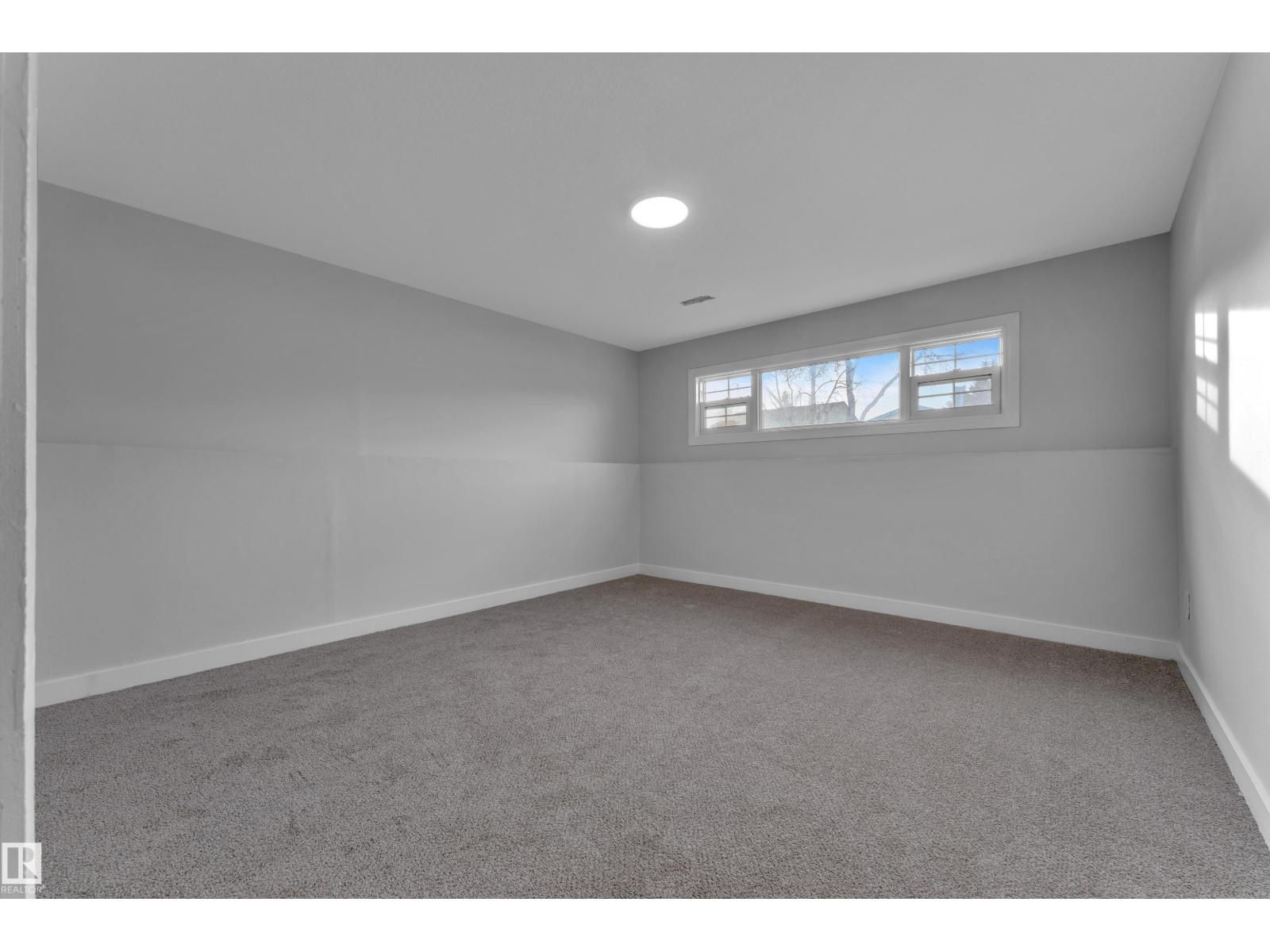 5118 17A AV NW NW - 29